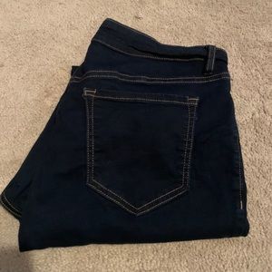 Old Navy Rockstar Super Skinny High Rise 18 short